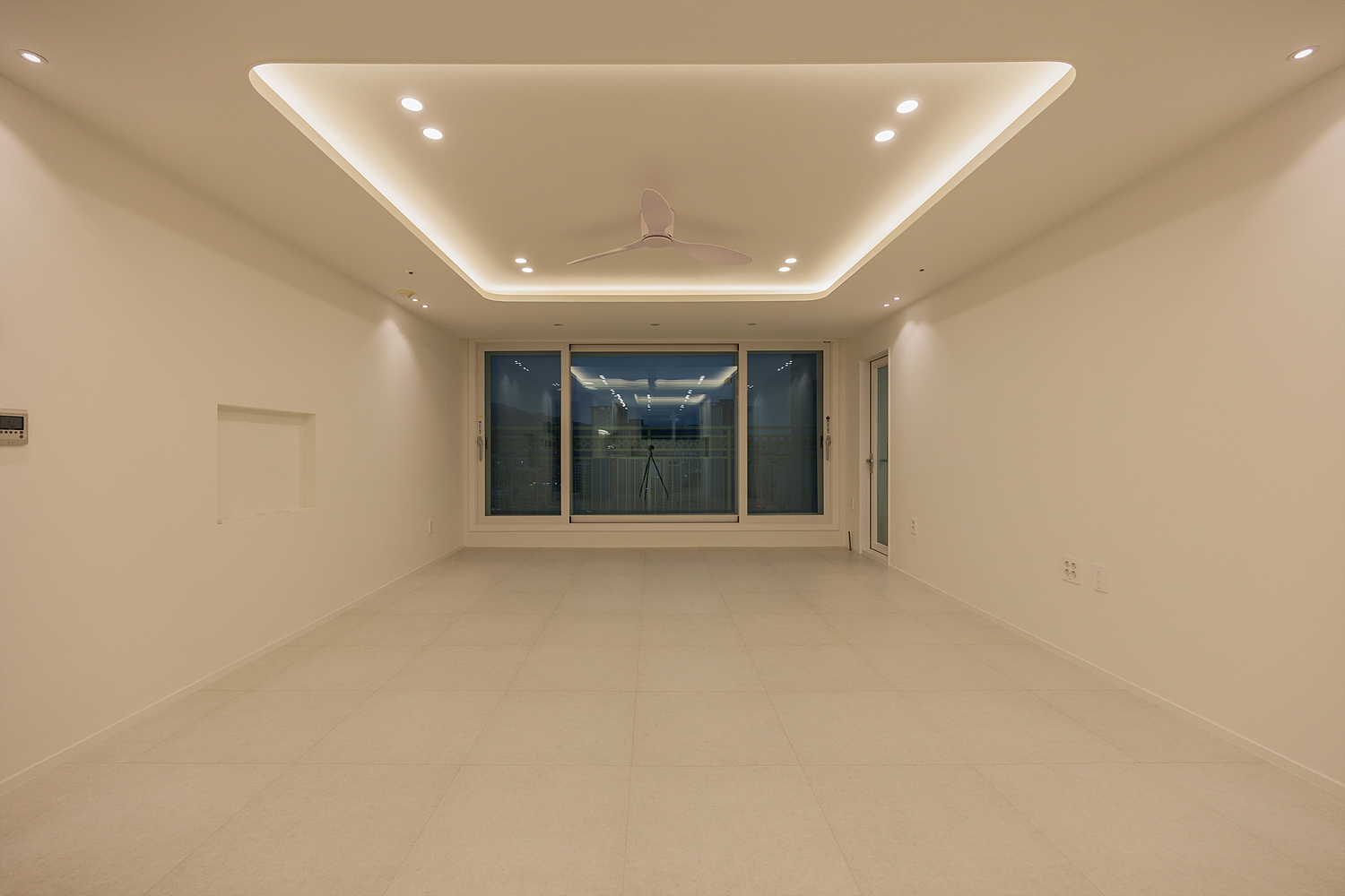 /user/i/idamdesign/editor/2512/48d59691e8b2b05eb283231ea8036a8a_1766547628_4485.jpg 이미지크게보기