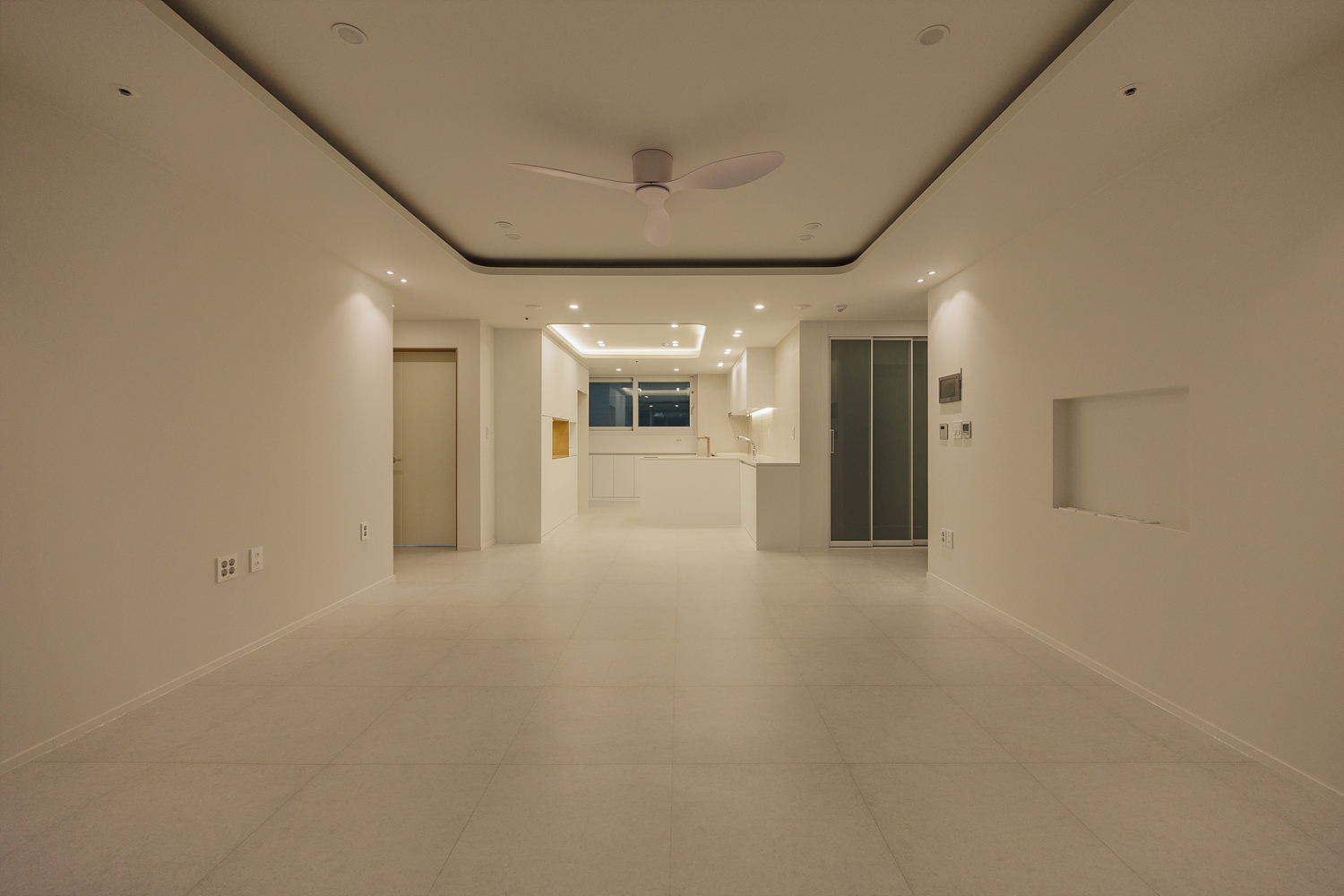 /user/i/idamdesign/editor/2512/48d59691e8b2b05eb283231ea8036a8a_1766547633_1558.jpg 이미지크게보기