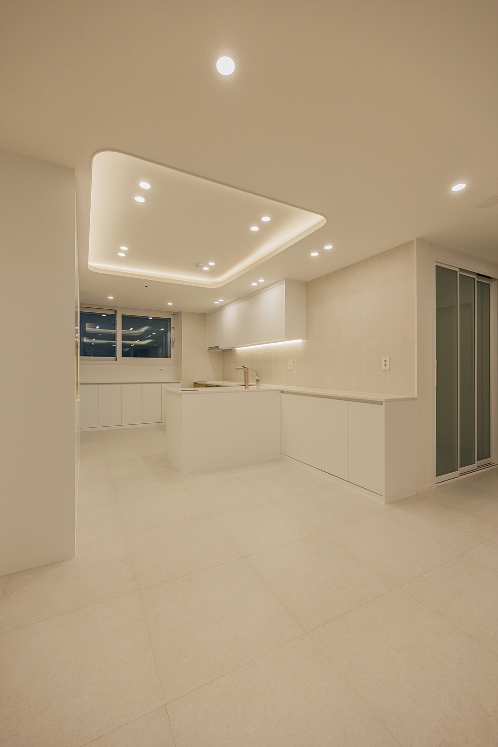 /user/i/idamdesign/editor/2512/48d59691e8b2b05eb283231ea8036a8a_1766547633_5507.jpg 이미지크게보기
