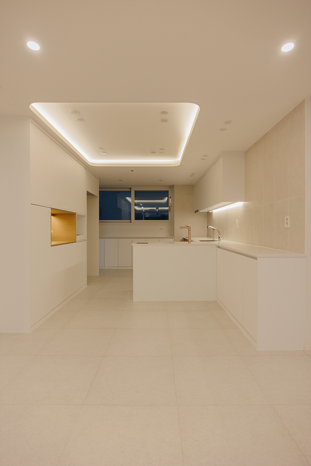 /user/i/idamdesign/editor/2512/48d59691e8b2b05eb283231ea8036a8a_1766547654_0387.jpg 이미지크게보기