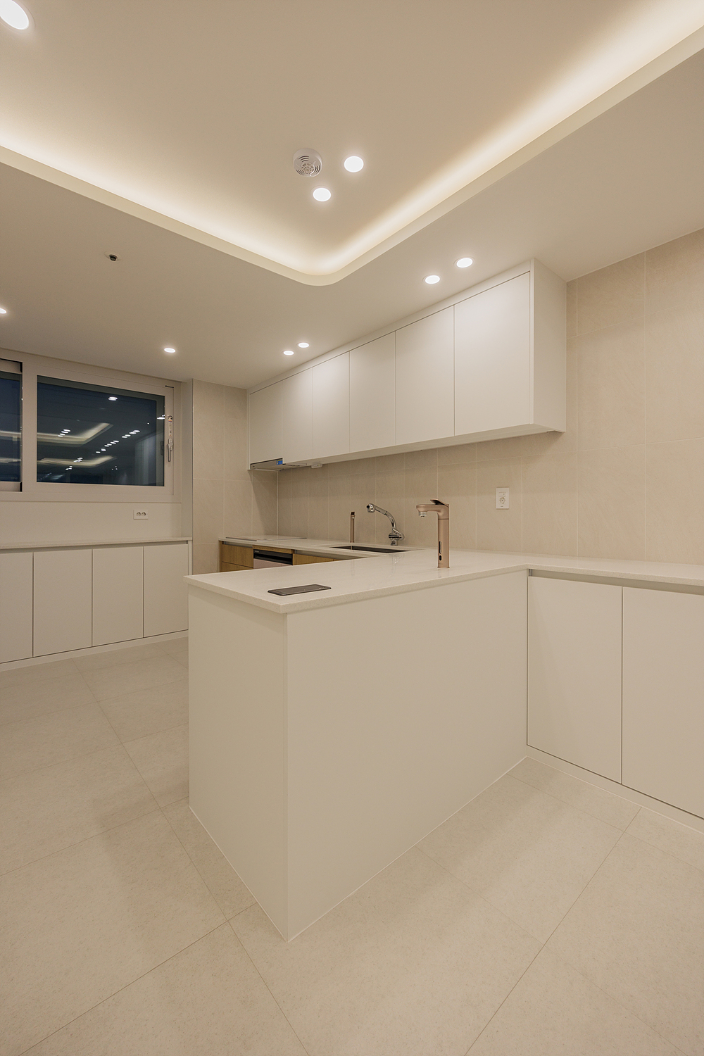 /user/i/idamdesign/editor/2512/48d59691e8b2b05eb283231ea8036a8a_1766547655_1472.jpg 이미지크게보기