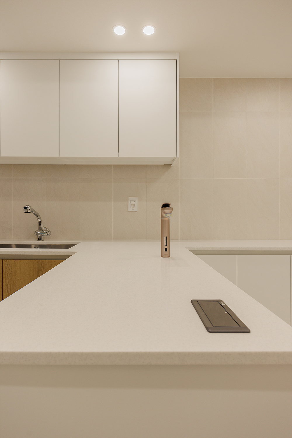 /user/i/idamdesign/editor/2512/48d59691e8b2b05eb283231ea8036a8a_1766547680_3319.jpg 이미지크게보기
