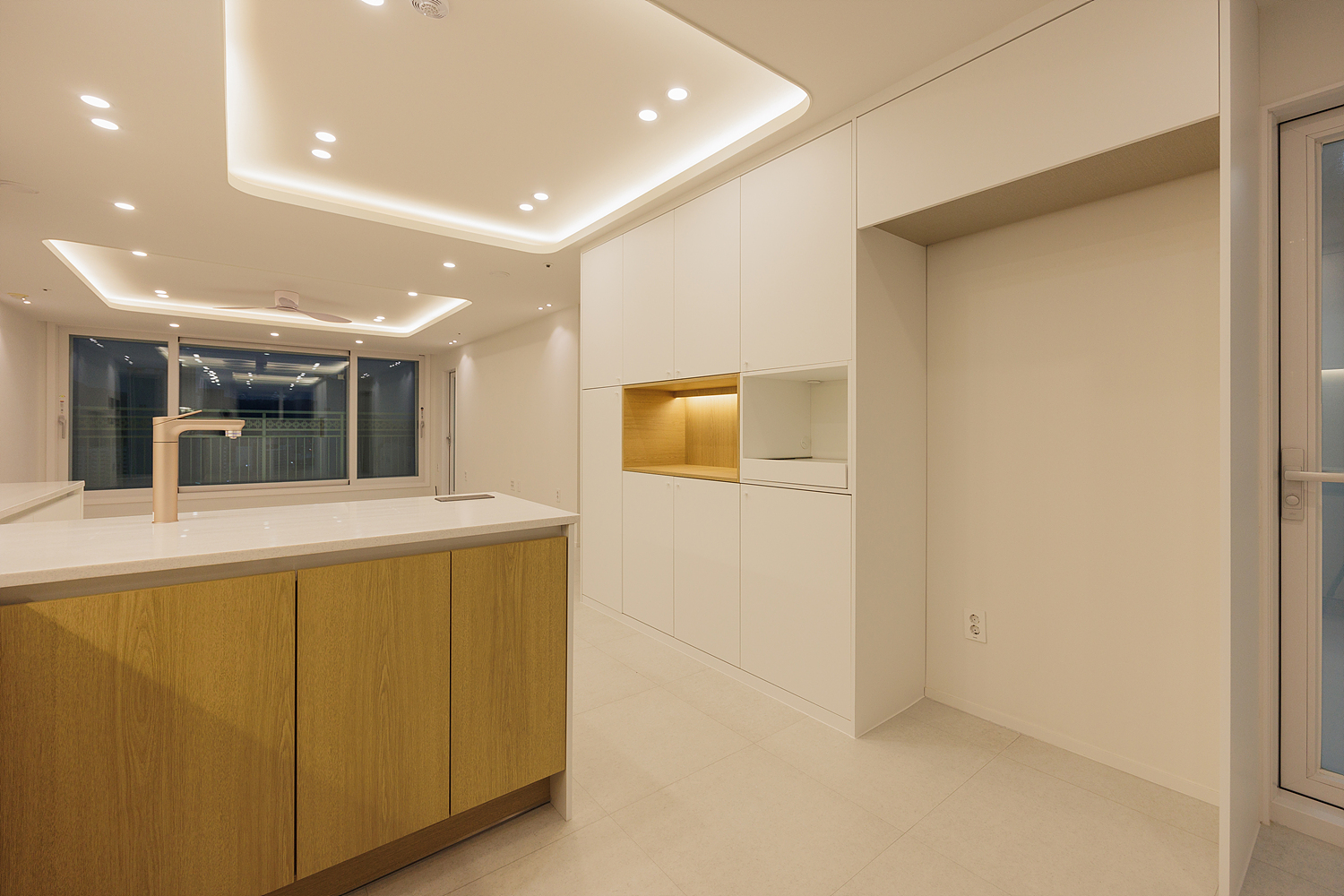 /user/i/idamdesign/editor/2512/48d59691e8b2b05eb283231ea8036a8a_1766547681_9839.jpg 이미지크게보기