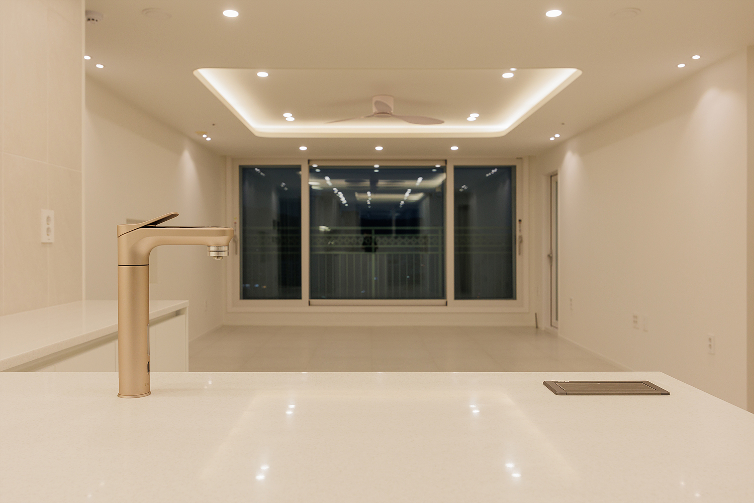 /user/i/idamdesign/editor/2512/48d59691e8b2b05eb283231ea8036a8a_1766547682_5584.jpg 이미지크게보기