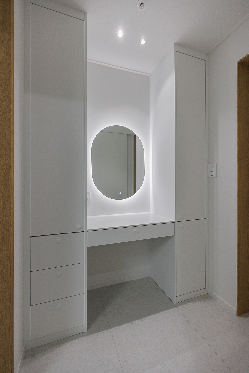 /user/i/idamdesign/editor/2512/48d59691e8b2b05eb283231ea8036a8a_1766547764_92.jpg 이미지크게보기