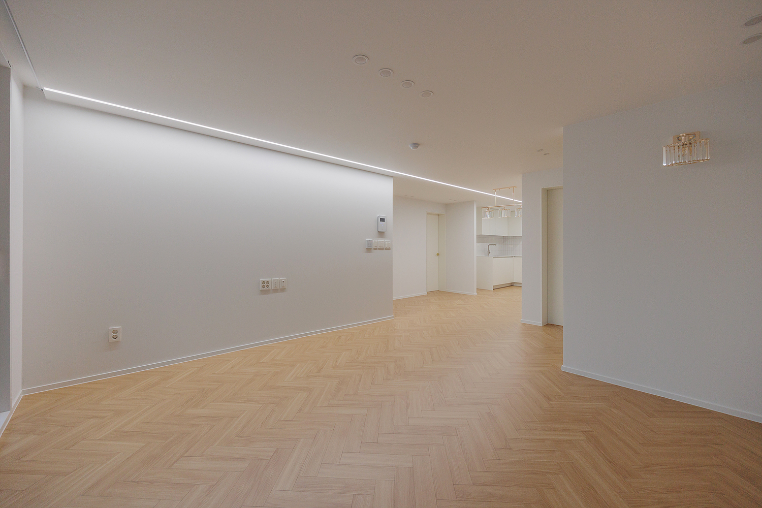 /user/i/idamdesign/editor/2512/622d04caeda224b5fe13e27a8e506e45_1764818197_3117.jpg 이미지크게보기