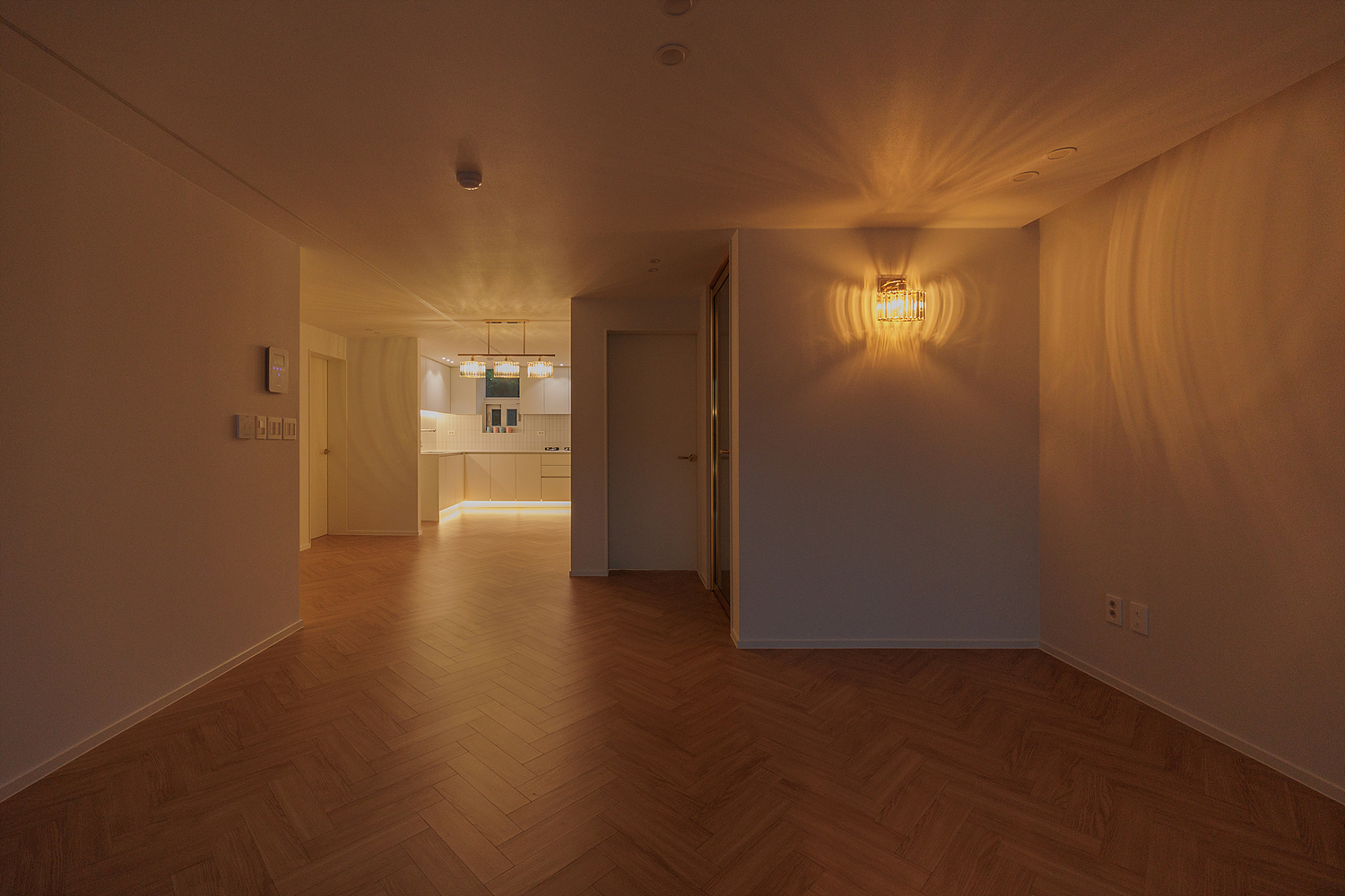/user/i/idamdesign/editor/2512/622d04caeda224b5fe13e27a8e506e45_1764818198_4834.jpg 이미지크게보기