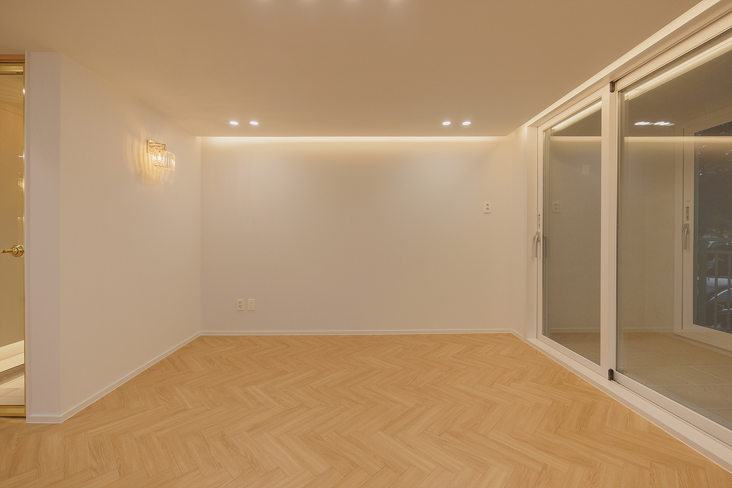 /user/i/idamdesign/editor/2512/622d04caeda224b5fe13e27a8e506e45_1764818211_9029.jpg 이미지크게보기