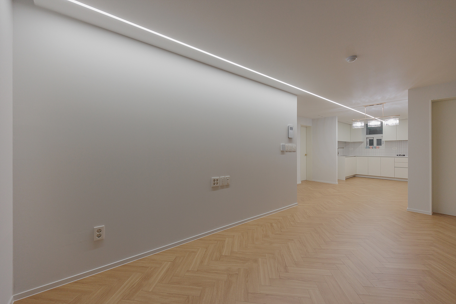 /user/i/idamdesign/editor/2512/622d04caeda224b5fe13e27a8e506e45_1764818220_6313.jpg 이미지크게보기
