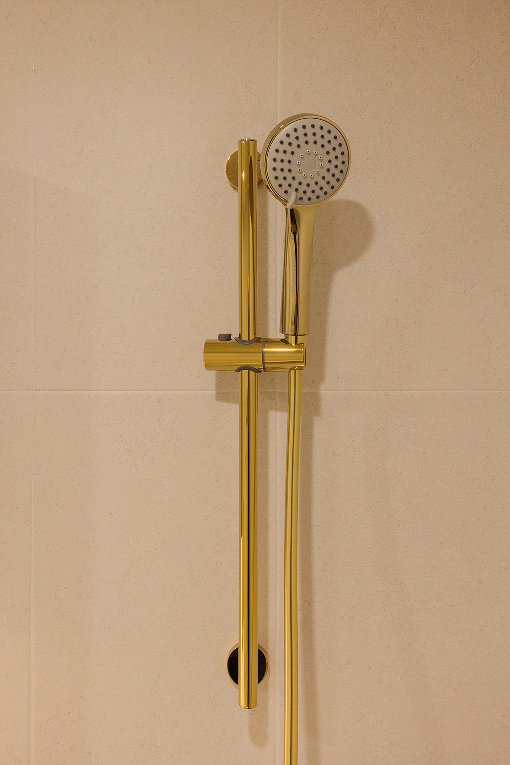 /user/i/idamdesign/editor/2512/622d04caeda224b5fe13e27a8e506e45_1764818256_4442.jpg 이미지크게보기