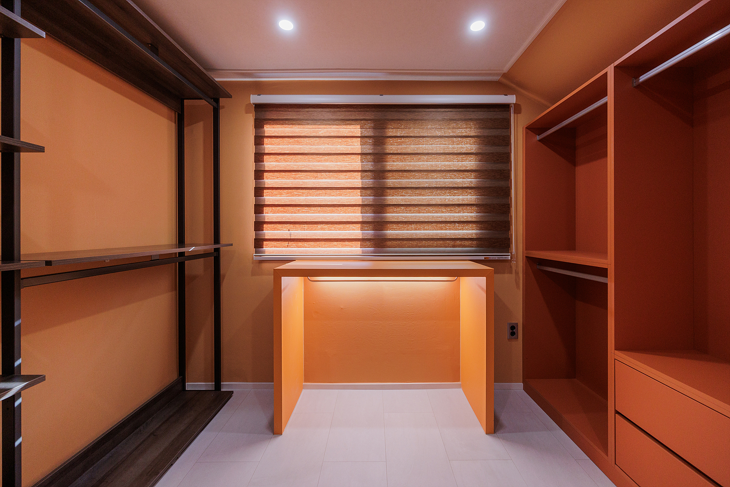 /user/i/idamdesign/editor/2512/622d04caeda224b5fe13e27a8e506e45_1764818352_5219.jpg 이미지크게보기