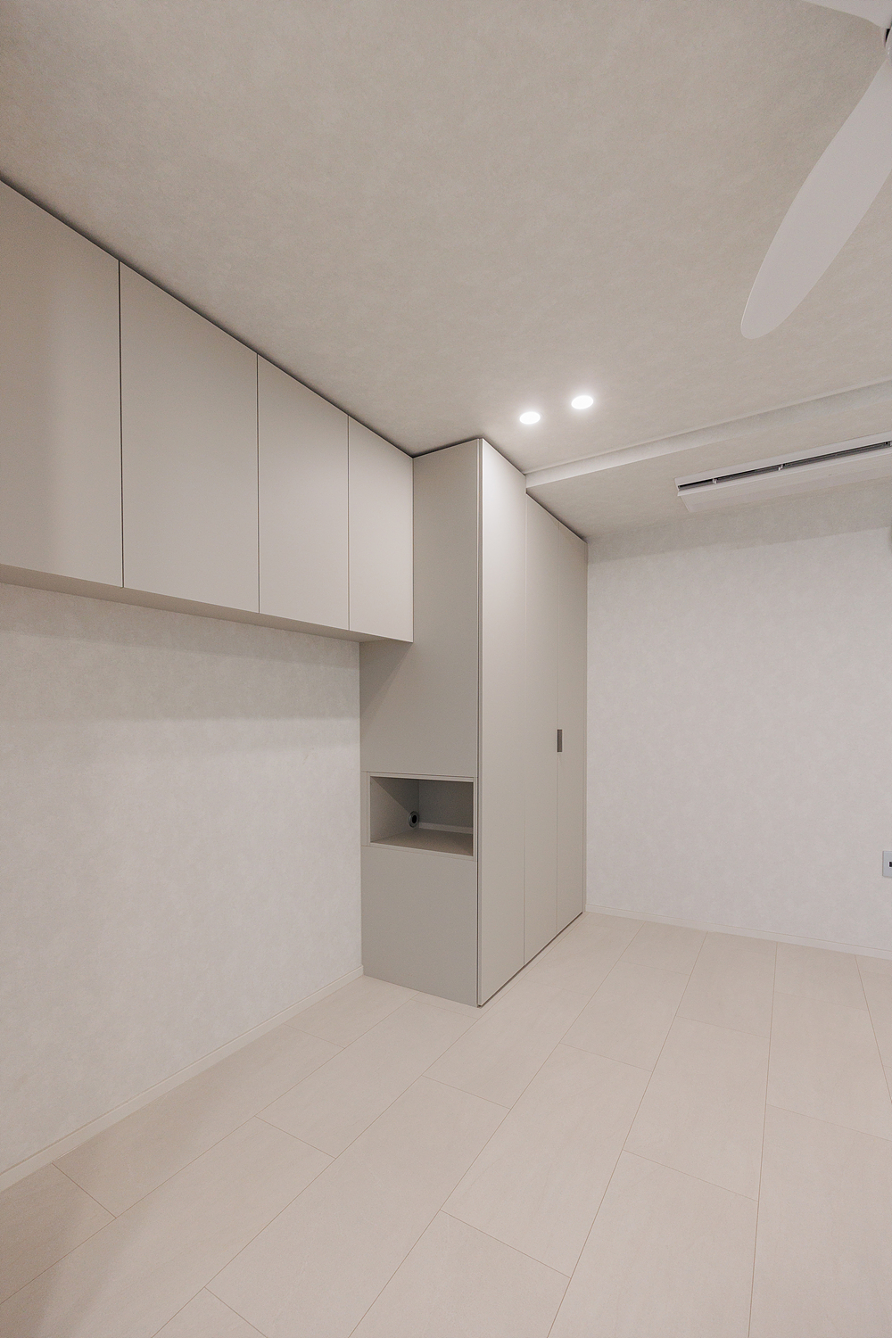 /user/i/idamdesign/editor/2512/622d04caeda224b5fe13e27a8e506e45_1764818388_1592.jpg 이미지크게보기