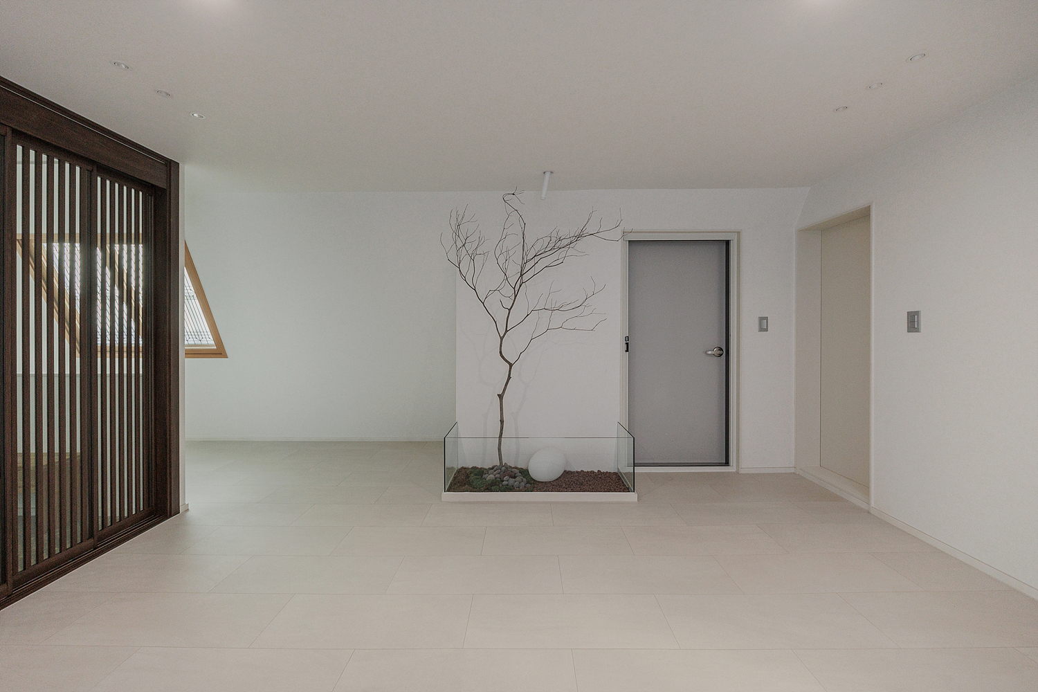 /user/i/idamdesign/editor/2512/622d04caeda224b5fe13e27a8e506e45_1764818421_5639.jpg 이미지크게보기