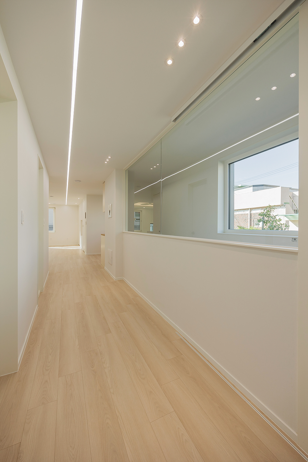 /user/i/idamdesign/editor/2512/622d04caeda224b5fe13e27a8e506e45_1764821364_592.jpg 이미지크게보기