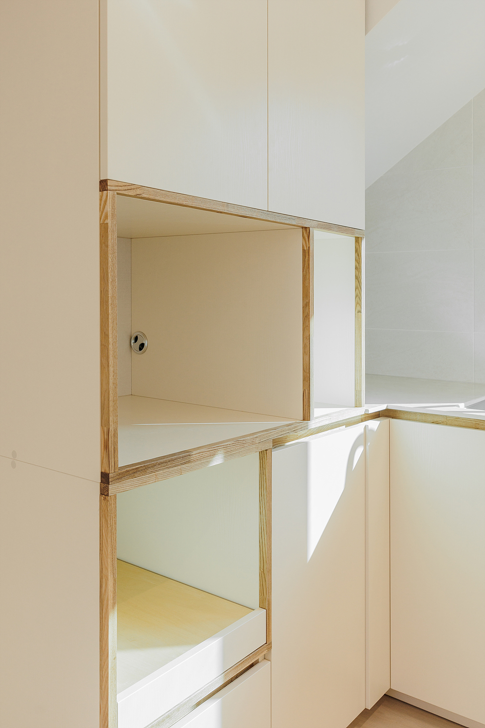 /user/i/idamdesign/editor/2512/622d04caeda224b5fe13e27a8e506e45_1764821378_5494.jpg 이미지크게보기