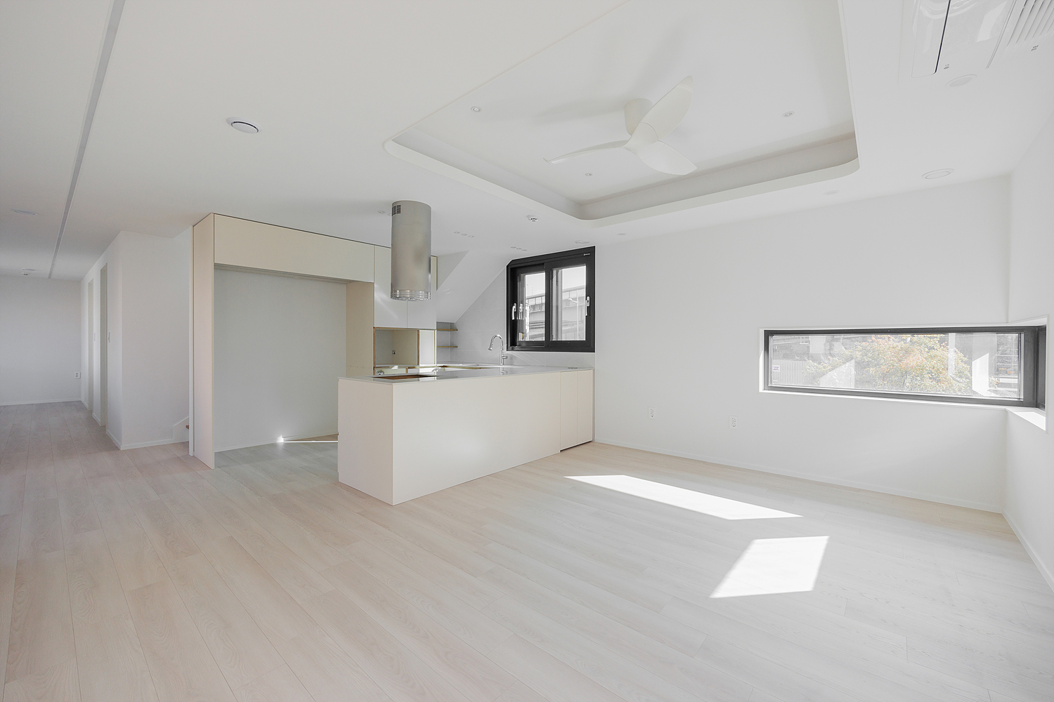 /user/i/idamdesign/editor/2512/622d04caeda224b5fe13e27a8e506e45_1764821385_6125.jpg 이미지크게보기