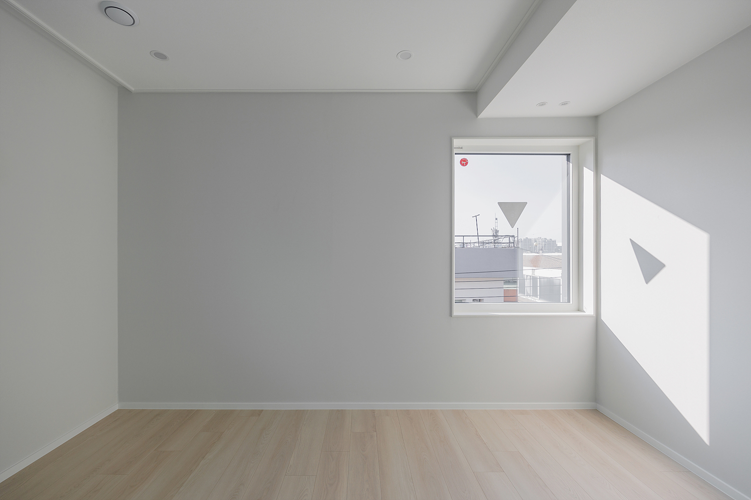 /user/i/idamdesign/editor/2512/622d04caeda224b5fe13e27a8e506e45_1764821423_1333.jpg 이미지크게보기