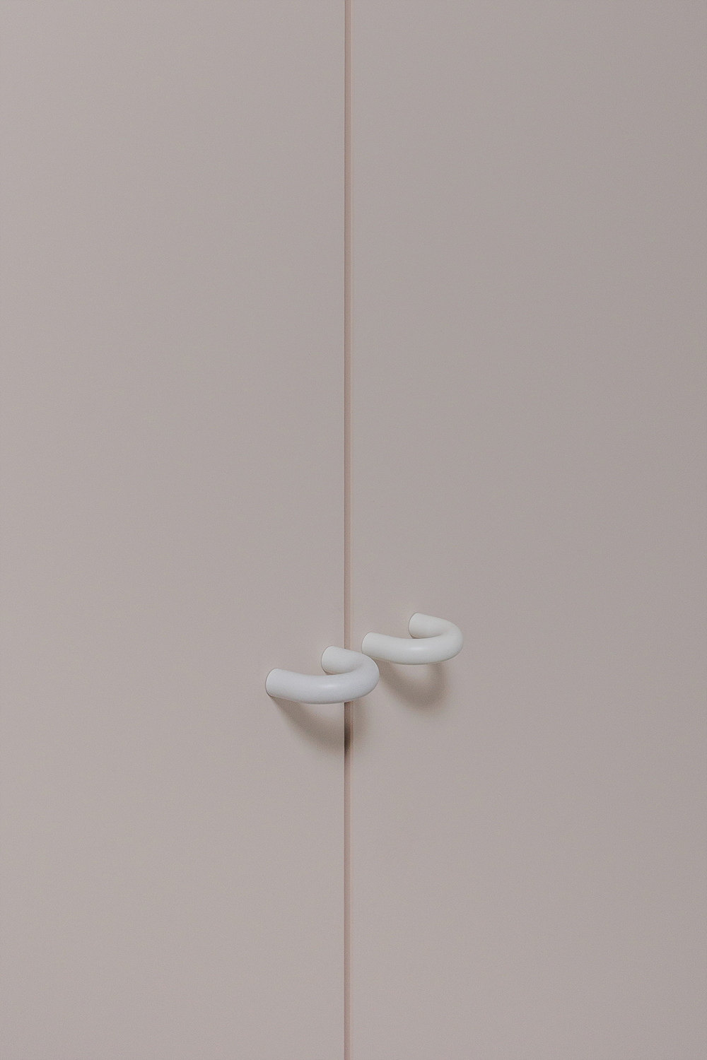 /user/i/idamdesign/editor/2512/622d04caeda224b5fe13e27a8e506e45_1764821609_605.jpg 이미지크게보기