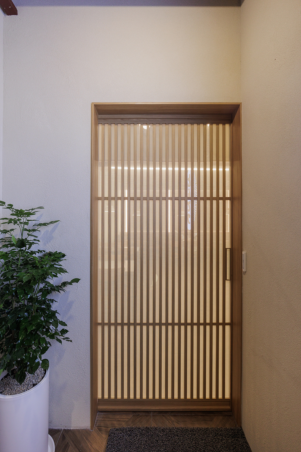 /user/i/idamdesign/editor/2512/723195068de002cf9dc50e3edcc53952_1765511597_9746.jpg 이미지크게보기