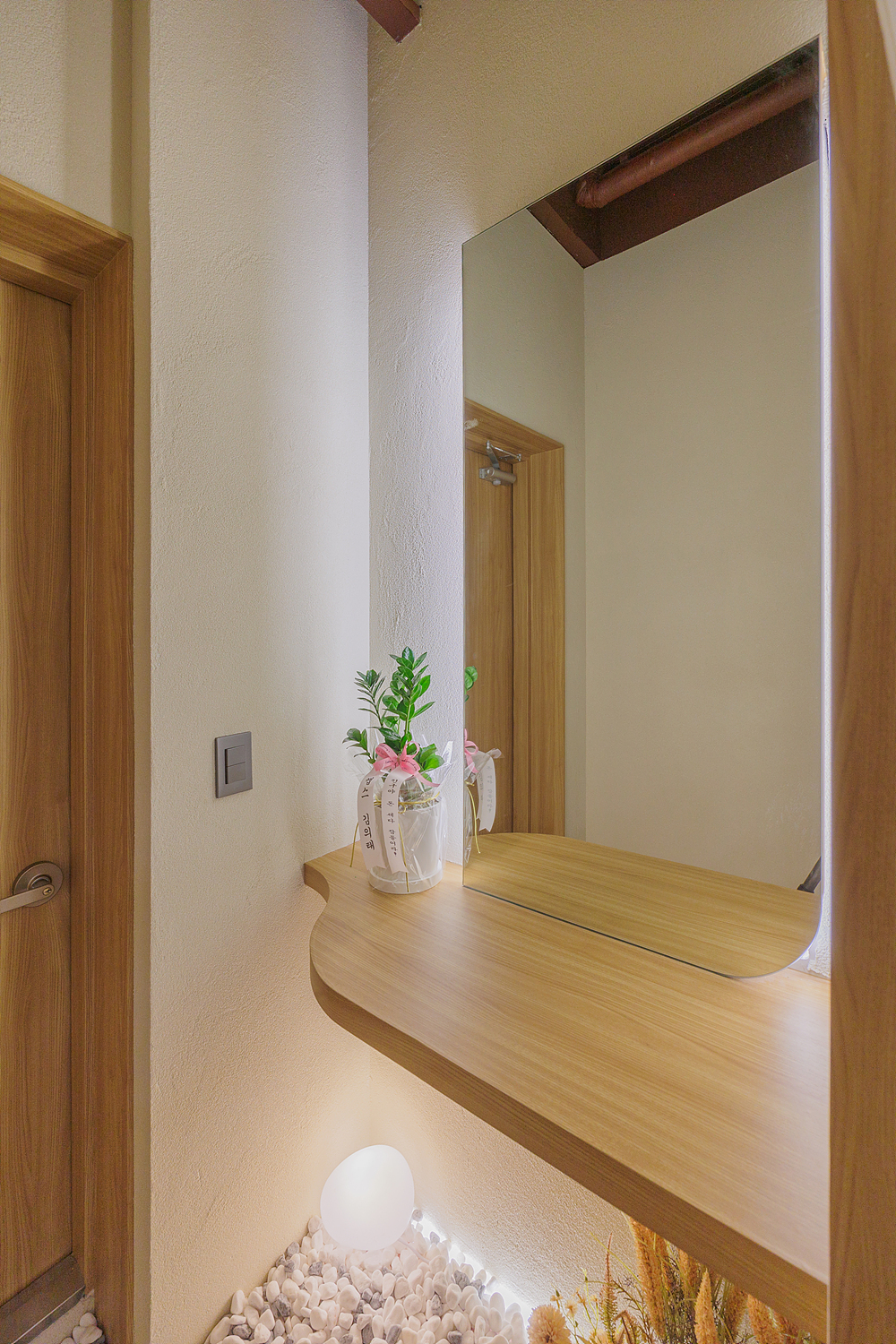 /user/i/idamdesign/editor/2512/723195068de002cf9dc50e3edcc53952_1765511598_9214.jpg 이미지크게보기