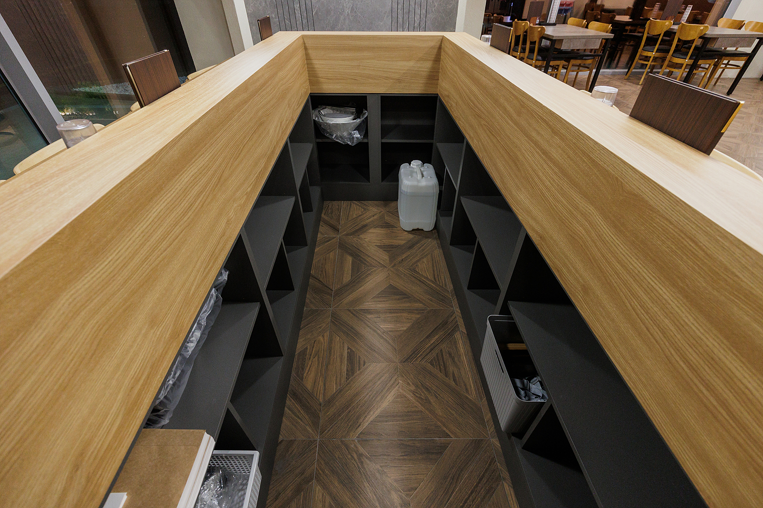 /user/i/idamdesign/editor/2512/723195068de002cf9dc50e3edcc53952_1765511639_2646.jpg 이미지크게보기