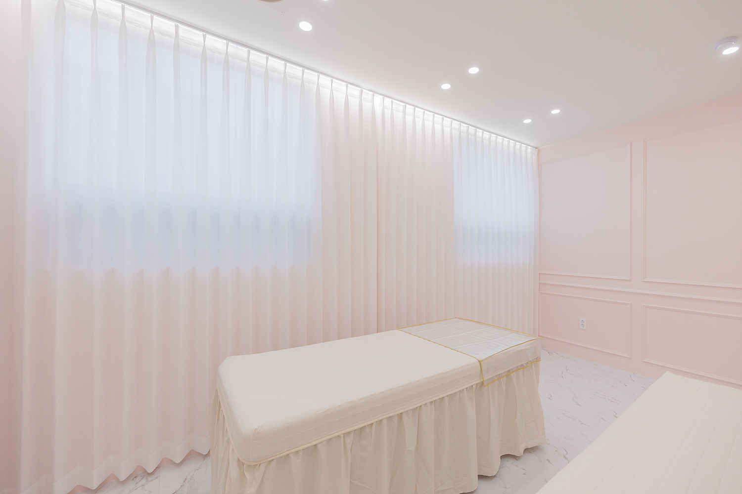/user/i/idamdesign/editor/2512/723195068de002cf9dc50e3edcc53952_1765512450_5151.jpg 이미지크게보기