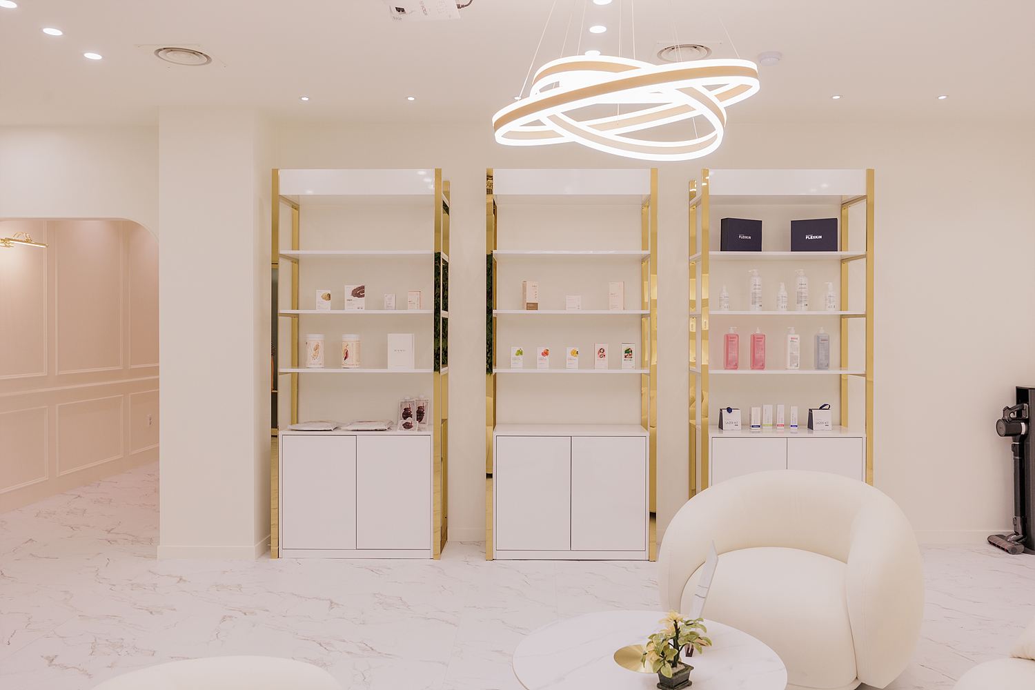 /user/i/idamdesign/editor/2512/723195068de002cf9dc50e3edcc53952_1765512458_4856.jpg 이미지크게보기