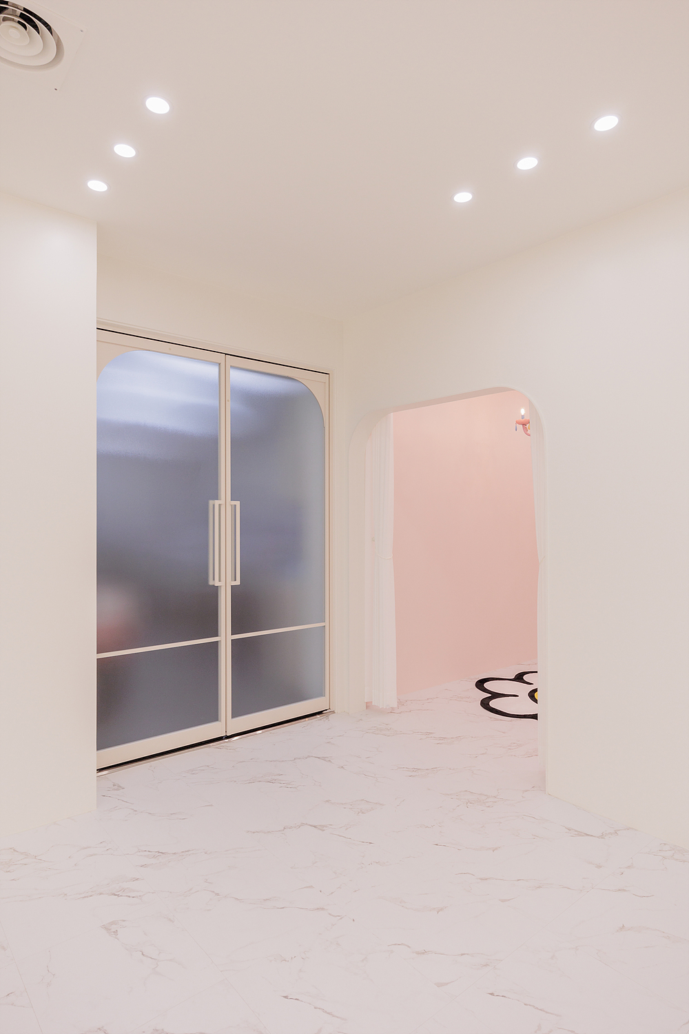 /user/i/idamdesign/editor/2512/723195068de002cf9dc50e3edcc53952_1765512466_1916.jpg 이미지크게보기
