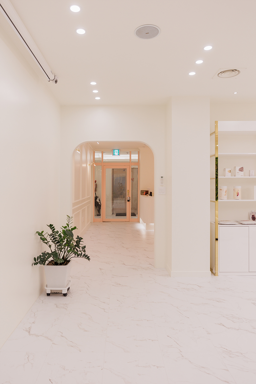/user/i/idamdesign/editor/2512/723195068de002cf9dc50e3edcc53952_1765512484_2116.jpg 이미지크게보기