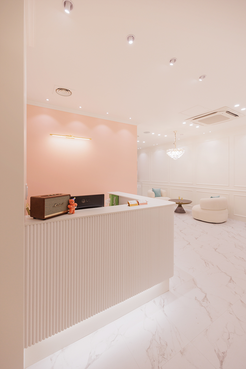 /user/i/idamdesign/editor/2512/723195068de002cf9dc50e3edcc53952_1765512490_7209.jpg 이미지크게보기