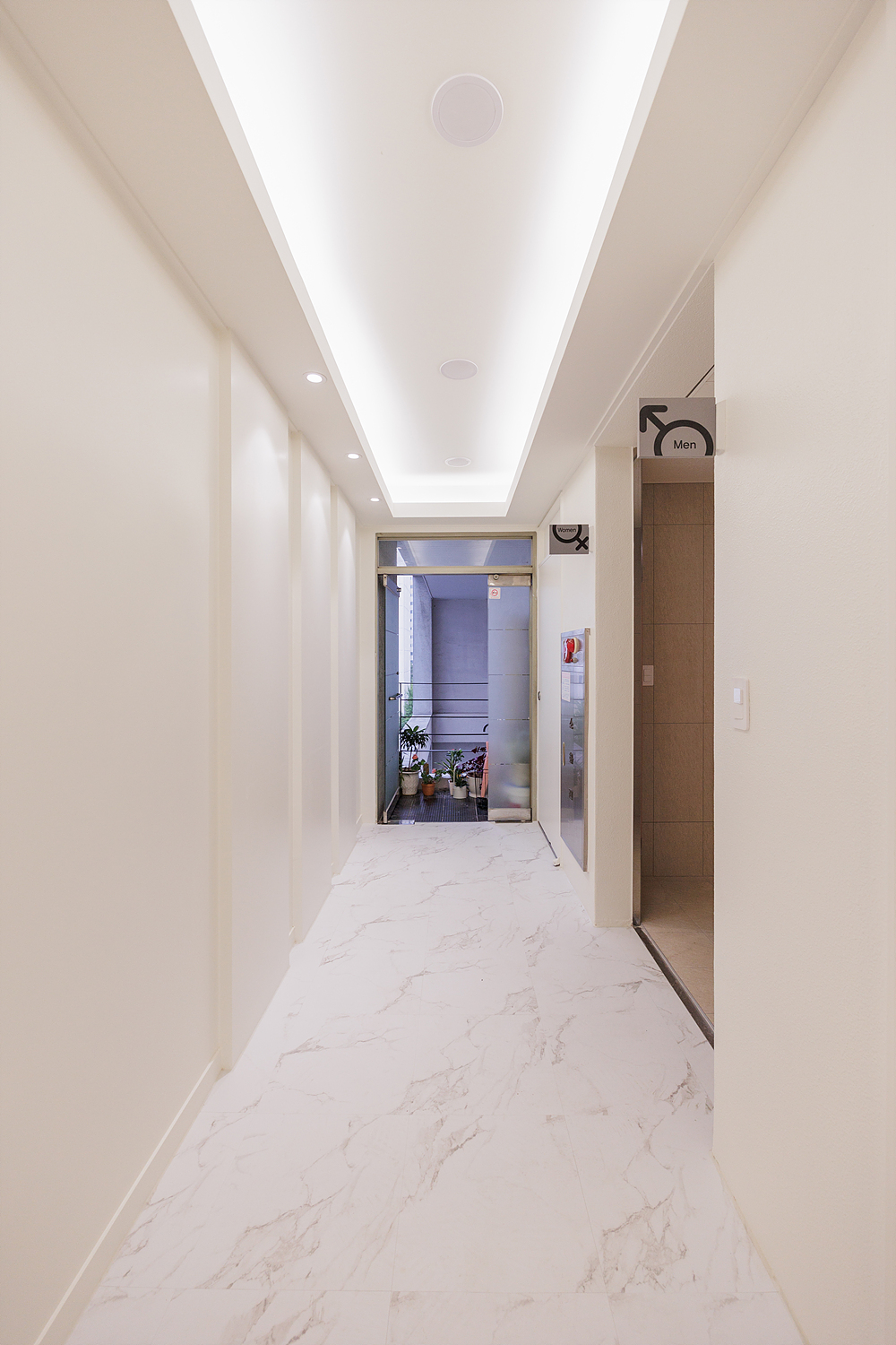 /user/i/idamdesign/editor/2512/723195068de002cf9dc50e3edcc53952_1765512491_3898.jpg 이미지크게보기
