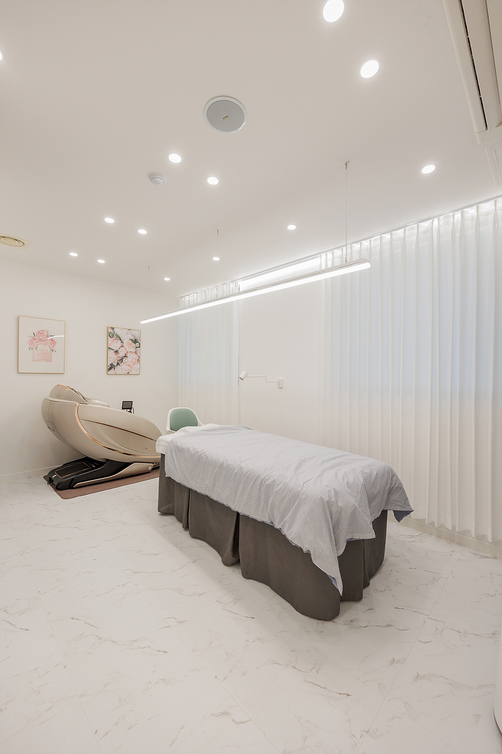 /user/i/idamdesign/editor/2512/723195068de002cf9dc50e3edcc53952_1765512504_0047.jpg 이미지크게보기