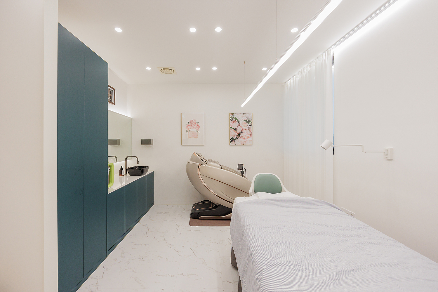/user/i/idamdesign/editor/2512/723195068de002cf9dc50e3edcc53952_1765512504_3674.jpg 이미지크게보기