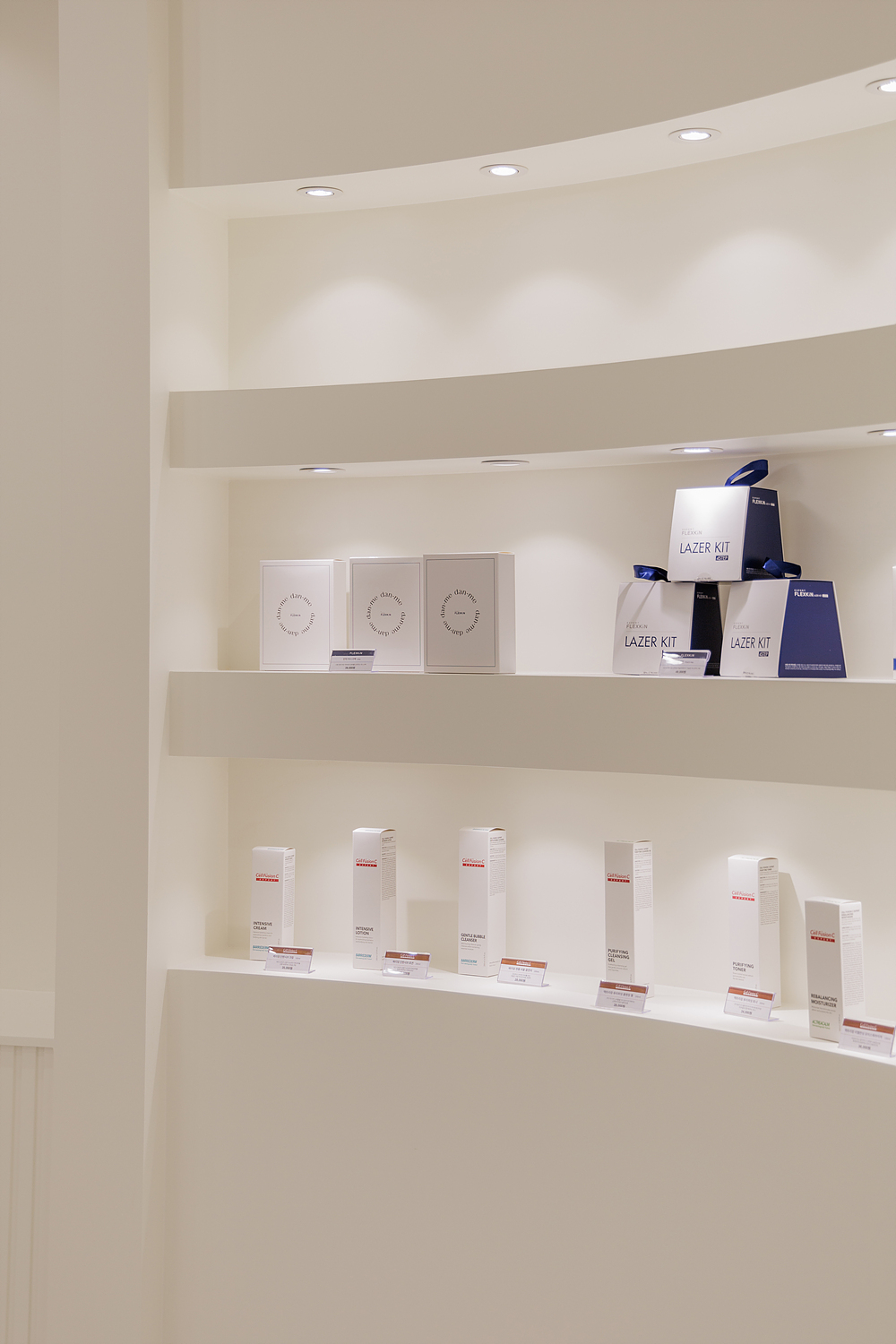 /user/i/idamdesign/editor/2512/723195068de002cf9dc50e3edcc53952_1765512517_7653.jpg 이미지크게보기