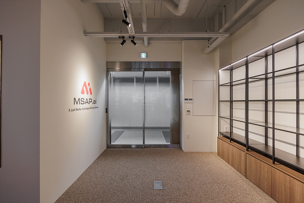 /user/i/idamdesign/editor/2512/723195068de002cf9dc50e3edcc53952_1765512599_3477.jpg 이미지크게보기