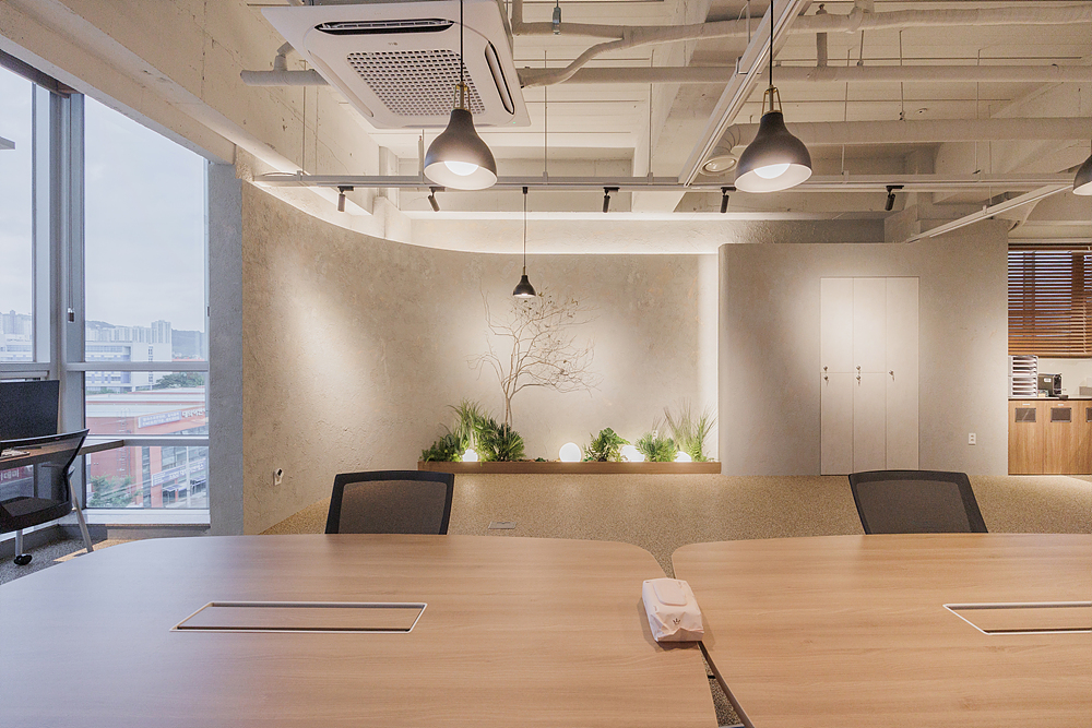 /user/i/idamdesign/editor/2512/723195068de002cf9dc50e3edcc53952_1765512609_0729.jpg 이미지크게보기