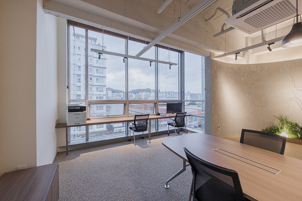 /user/i/idamdesign/editor/2512/723195068de002cf9dc50e3edcc53952_1765512609_3565.jpg 이미지크게보기