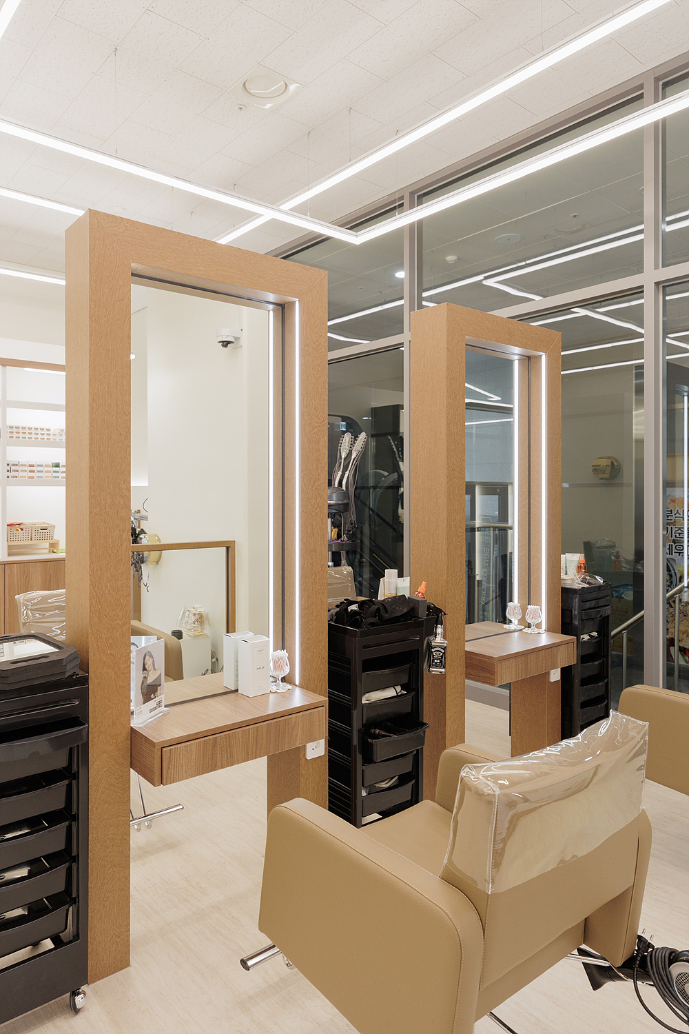 /user/i/idamdesign/editor/2512/723195068de002cf9dc50e3edcc53952_1765516202_6482.jpg 이미지크게보기