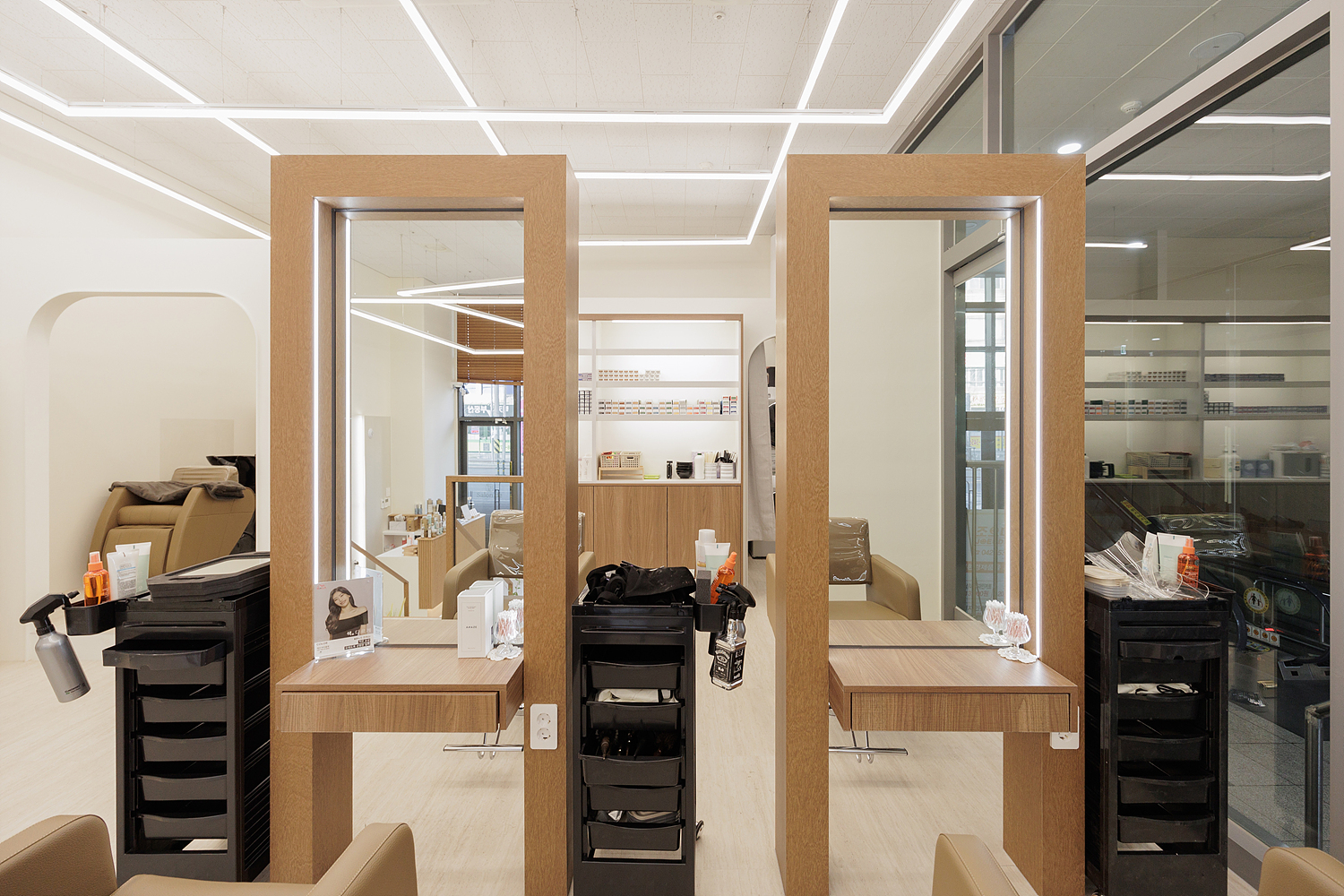 /user/i/idamdesign/editor/2512/723195068de002cf9dc50e3edcc53952_1765516203_7179.jpg 이미지크게보기