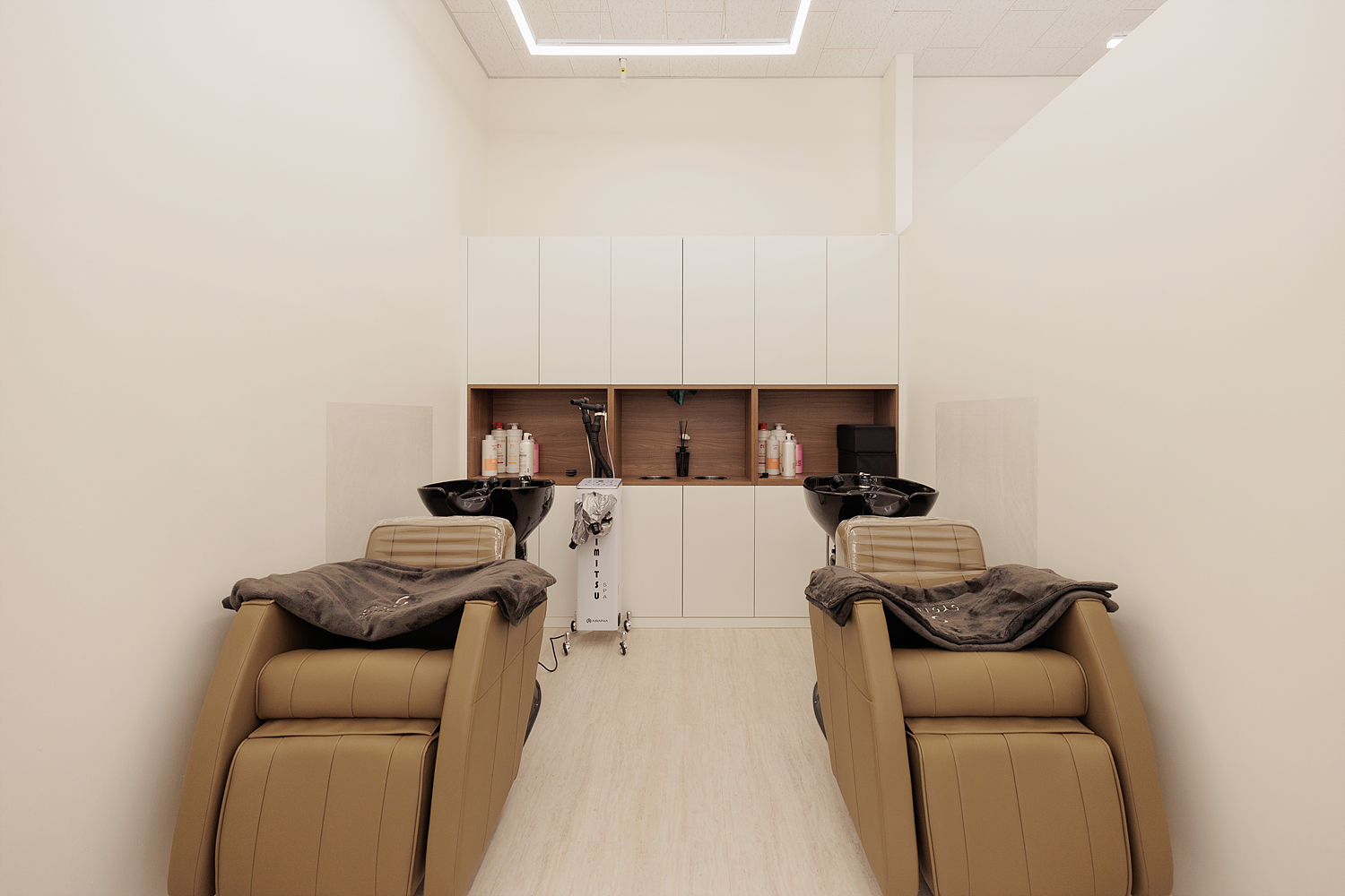 /user/i/idamdesign/editor/2512/723195068de002cf9dc50e3edcc53952_1765516220_8923.jpg 이미지크게보기