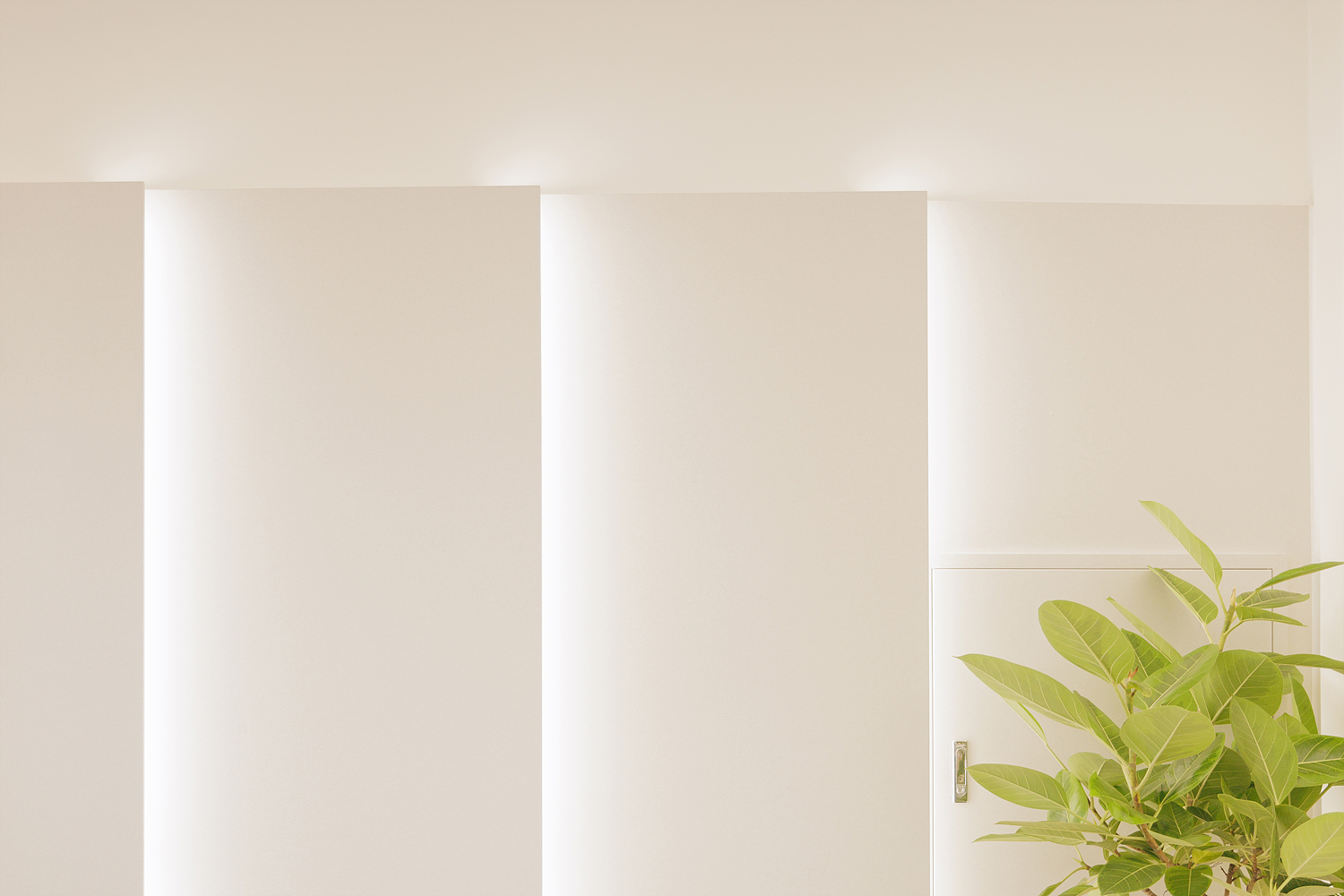 /user/i/idamdesign/editor/2512/723195068de002cf9dc50e3edcc53952_1765516260_8876.jpg 이미지크게보기