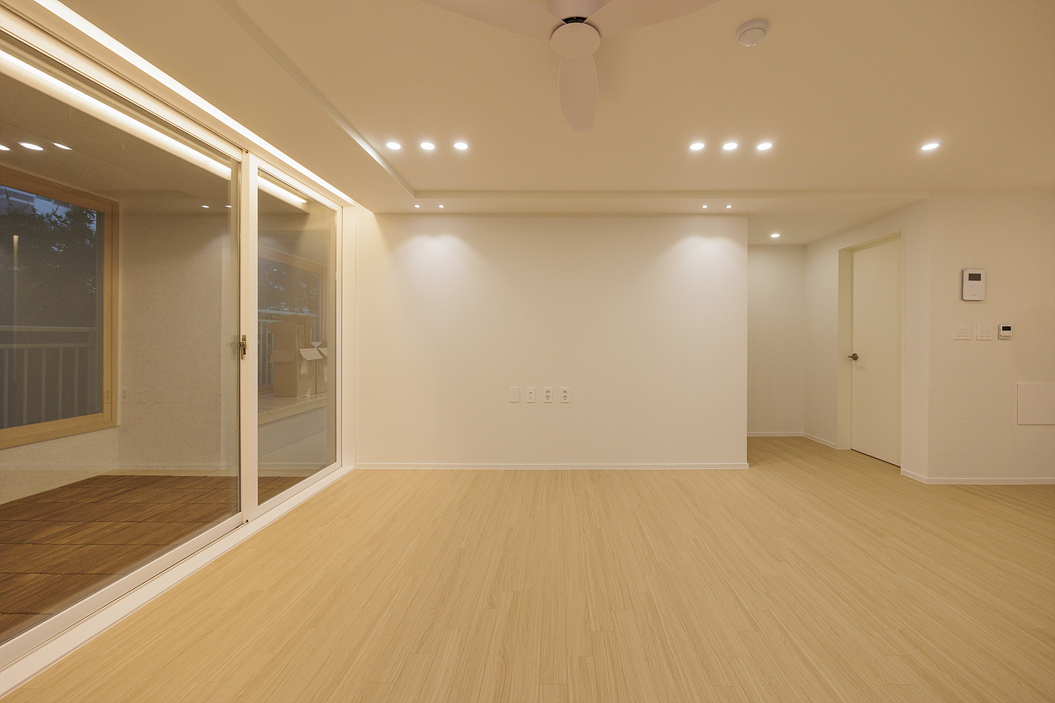 /user/i/idamdesign/editor/2512/817d166e2b8ef496e340f59a88afc96e_1766120030_4913.jpg 이미지크게보기