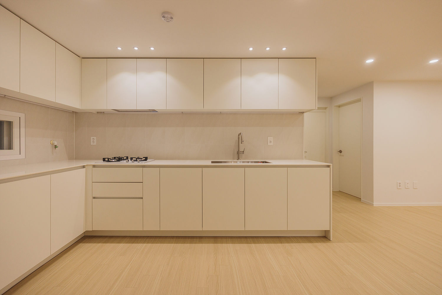/user/i/idamdesign/editor/2512/817d166e2b8ef496e340f59a88afc96e_1766120043_6918.jpg 이미지크게보기