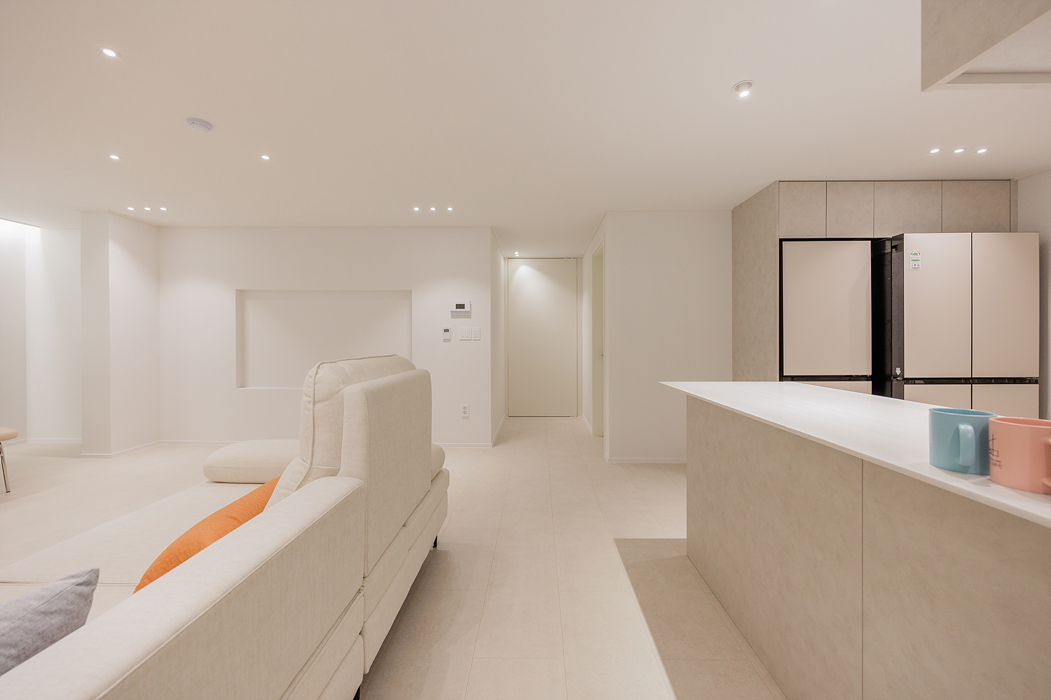 /user/i/idamdesign/editor/2601/160bdc3b86d0380178cdad9f753447c0_1767589996_732.jpg 이미지크게보기