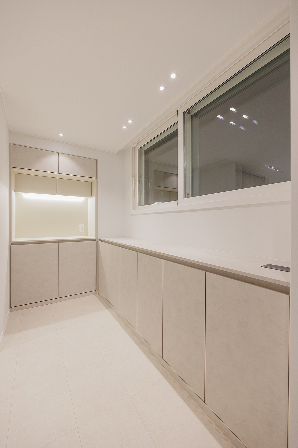 /user/i/idamdesign/editor/2601/160bdc3b86d0380178cdad9f753447c0_1767590050_225.jpg 이미지크게보기