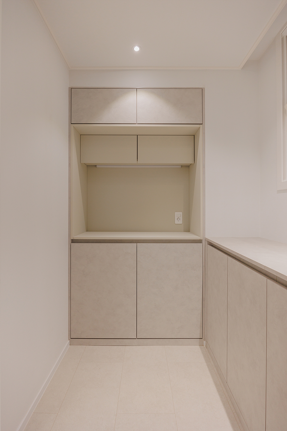 /user/i/idamdesign/editor/2601/160bdc3b86d0380178cdad9f753447c0_1767590050_801.jpg 이미지크게보기