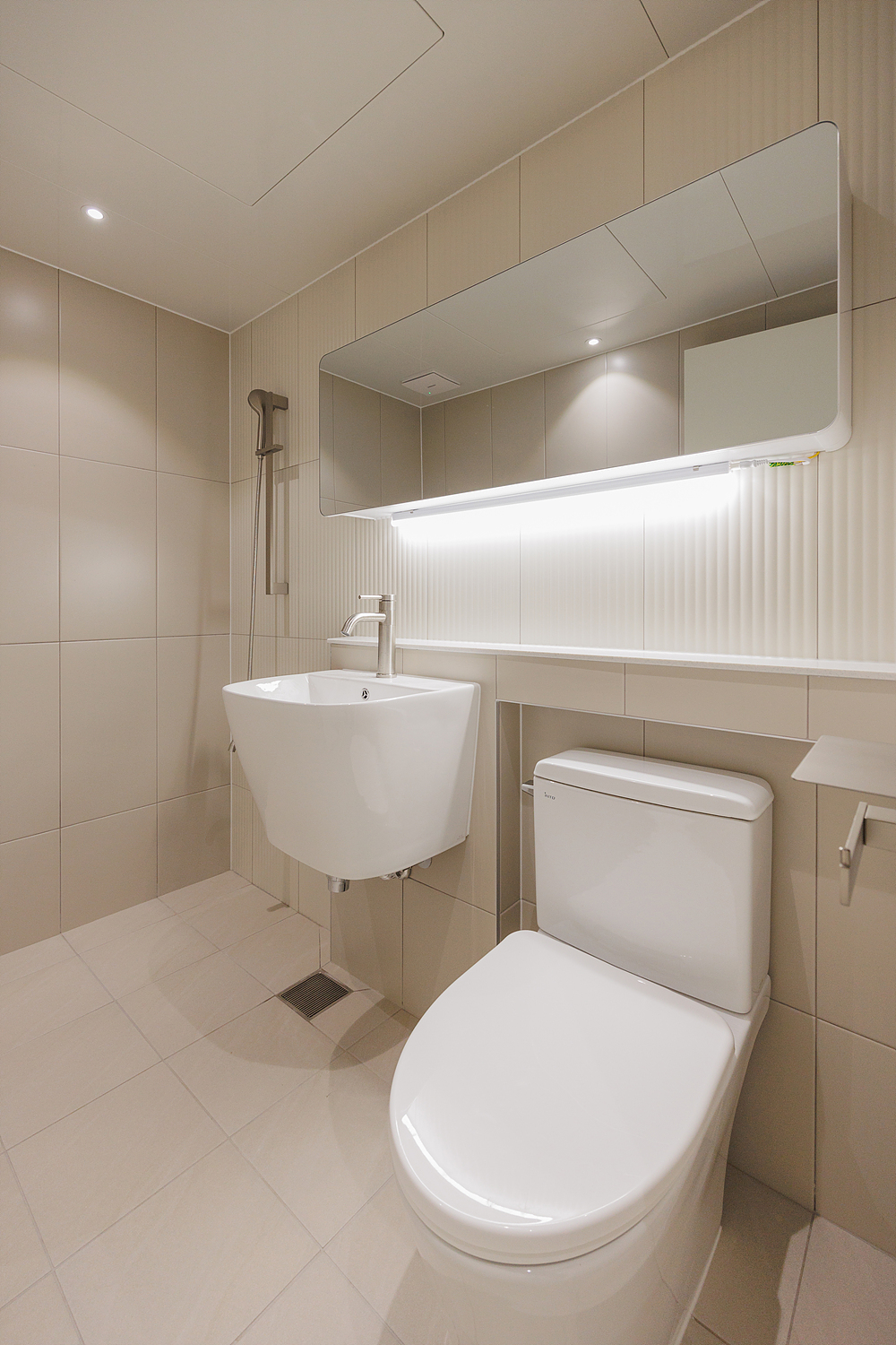 /user/i/idamdesign/editor/2601/160bdc3b86d0380178cdad9f753447c0_1767590081_7718.jpg 이미지크게보기