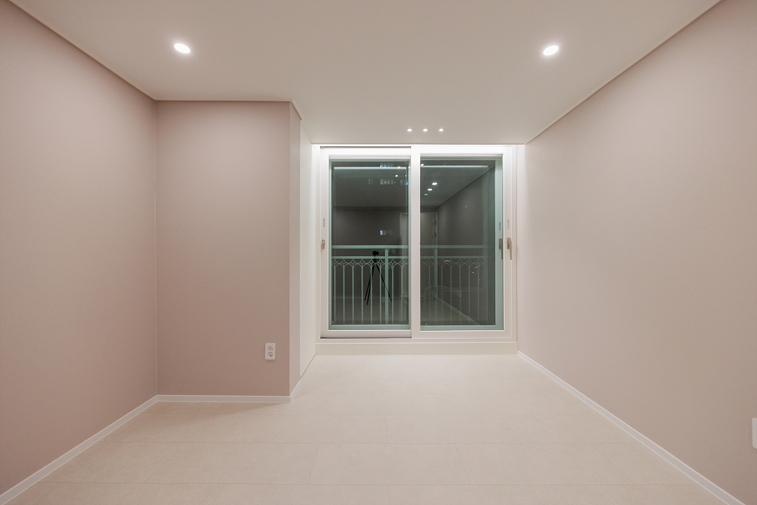 /user/i/idamdesign/editor/2601/160bdc3b86d0380178cdad9f753447c0_1767590084_0157.jpg 이미지크게보기