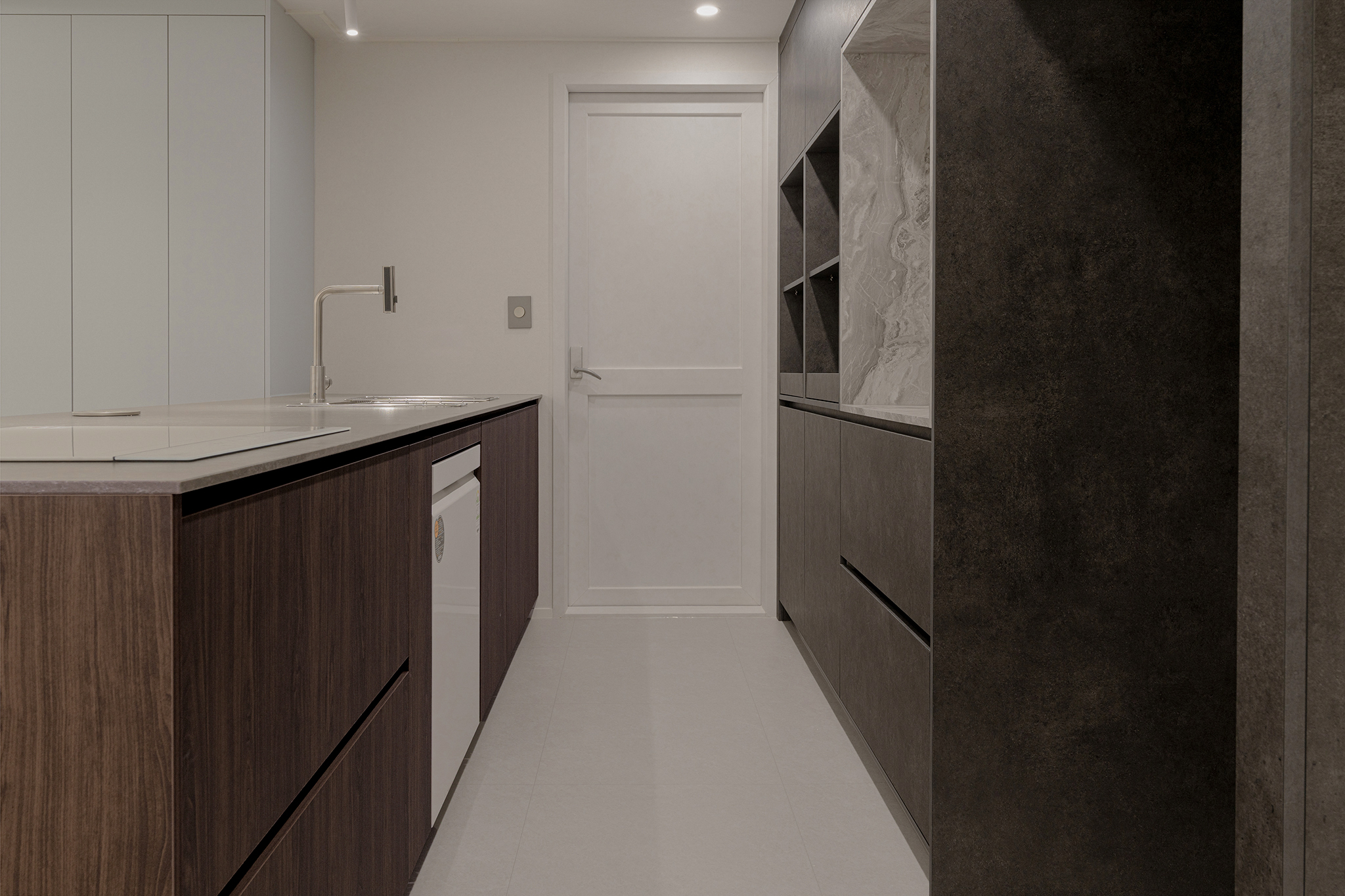 /user/i/idamdesign/editor/2601/bc9e26da09ce0e039906cd8422b728aa_1768531280_5637.jpg 이미지크게보기