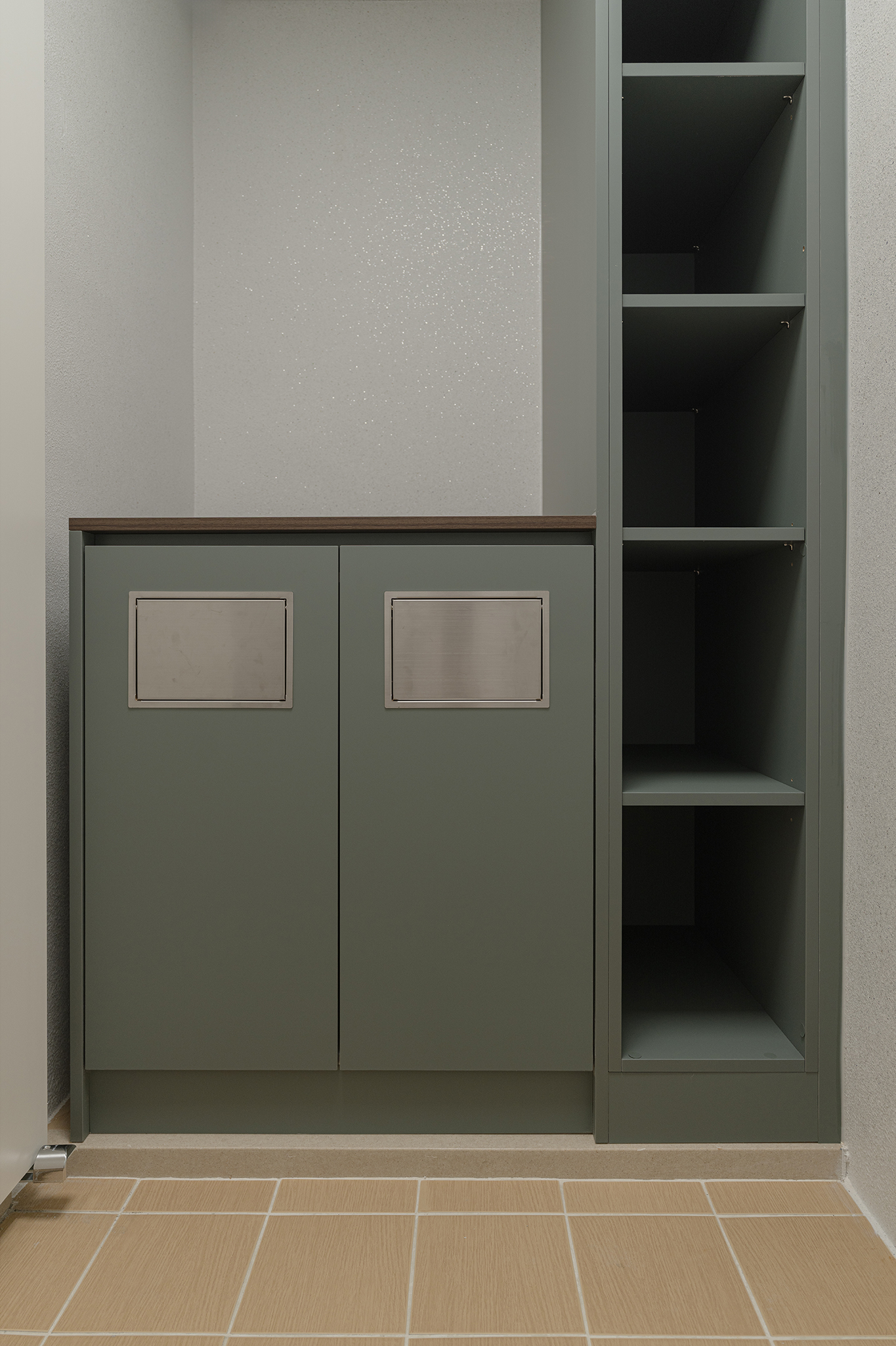 /user/i/idamdesign/editor/2601/bc9e26da09ce0e039906cd8422b728aa_1768531294_6974.jpg 이미지크게보기